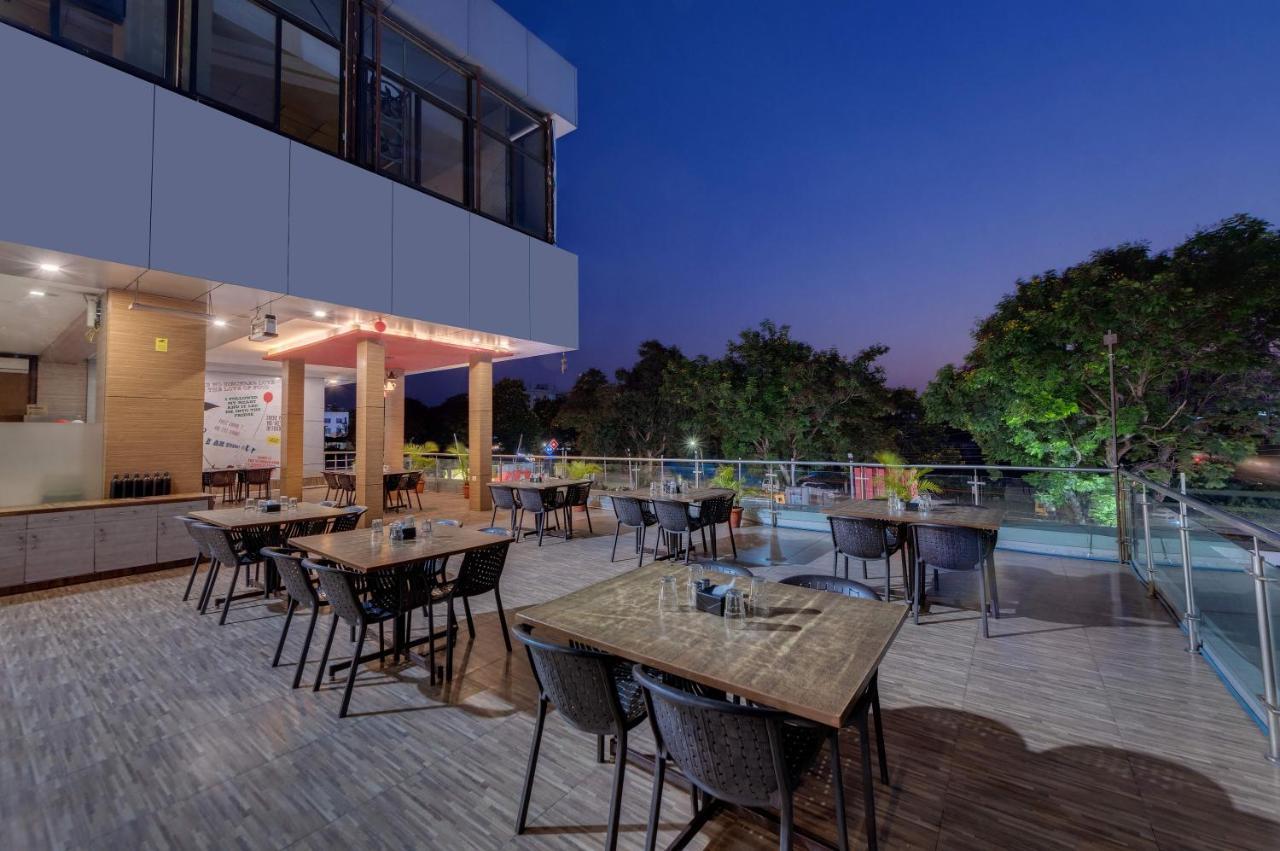 Hotel Grand Fortune Beacon, Ichalkaranji Exteriér fotografie